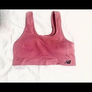 New Balance atlétic bra size XL ( small ! )
